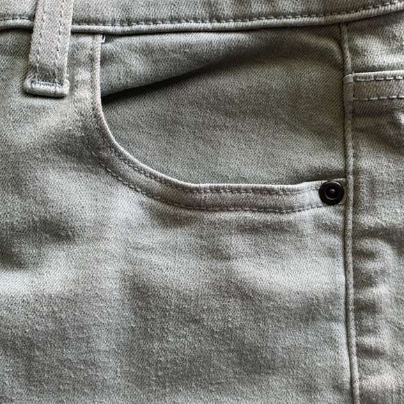 BELL BOTTOM GREEN JEANS - Picture 3 of 9